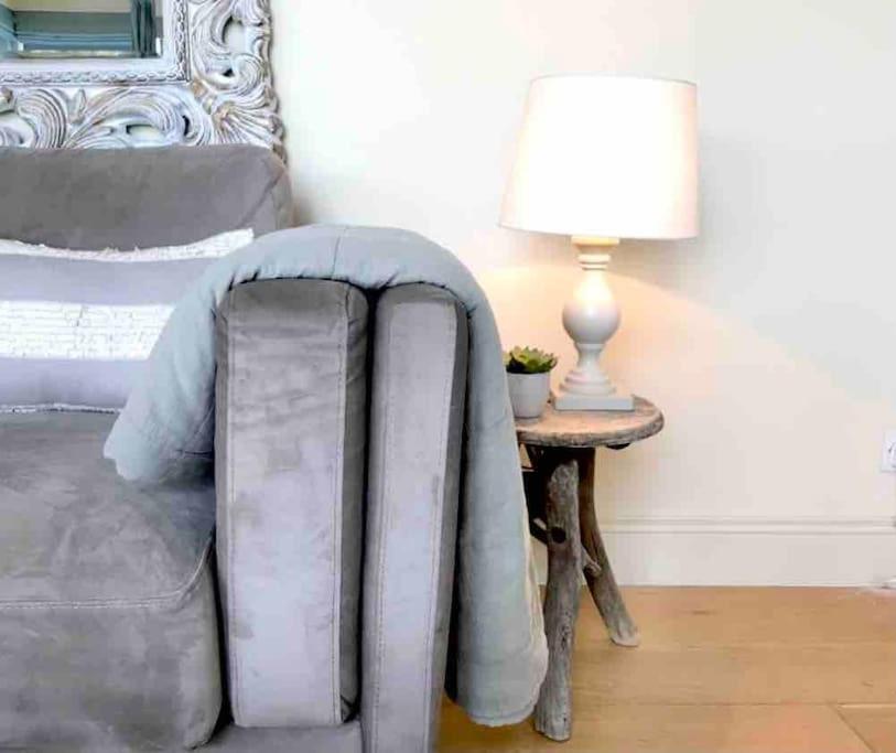 Coastal Chic Waterfront Studio Kinsale Bagian luar foto